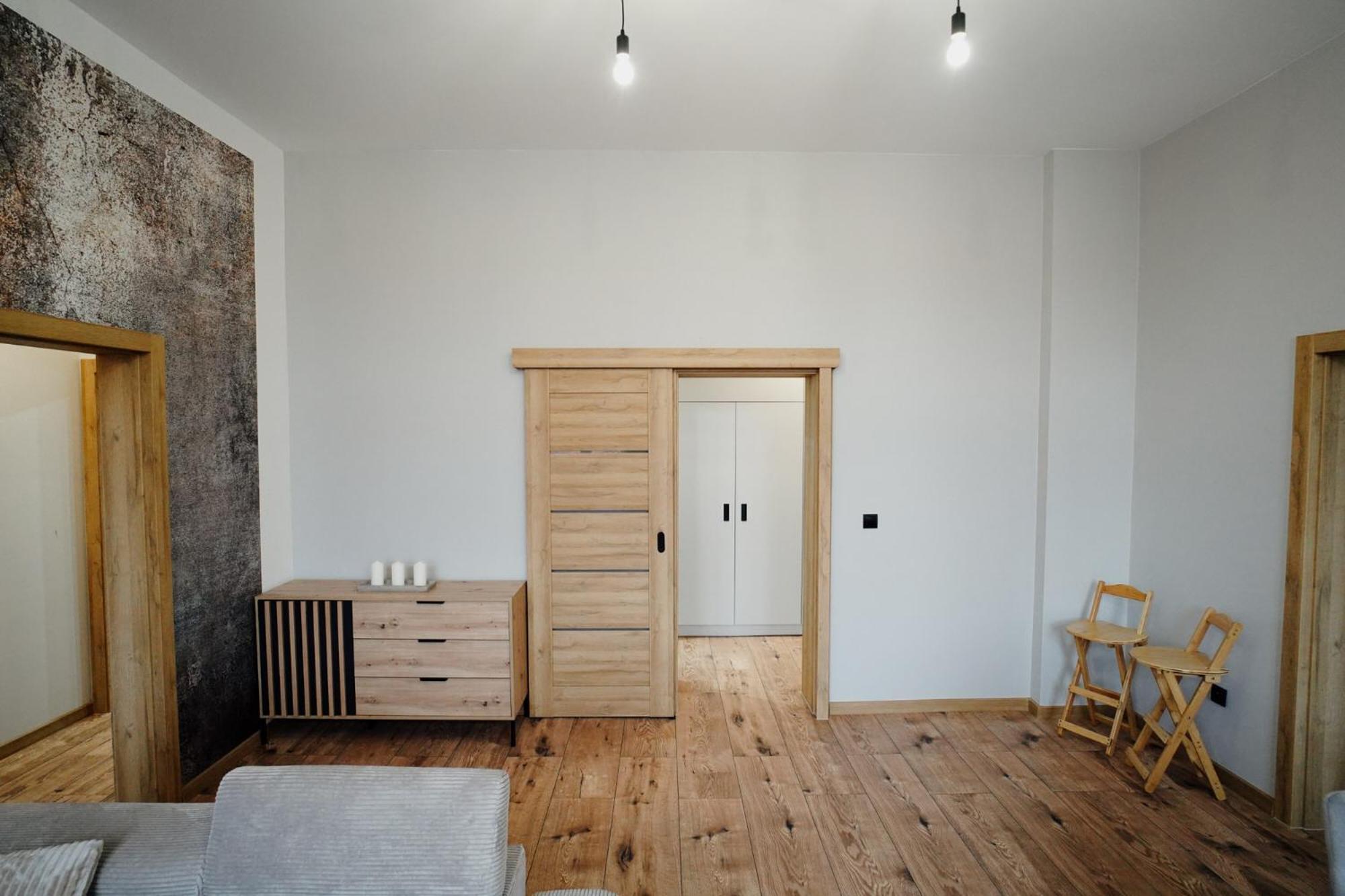 Apartament Novy Drezdenko ภายนอก รูปภาพ