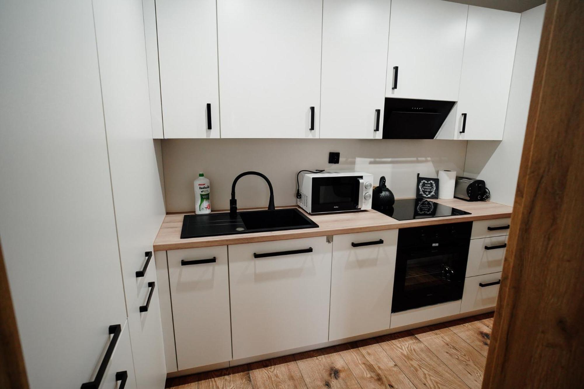 Apartament Novy Drezdenko ภายนอก รูปภาพ