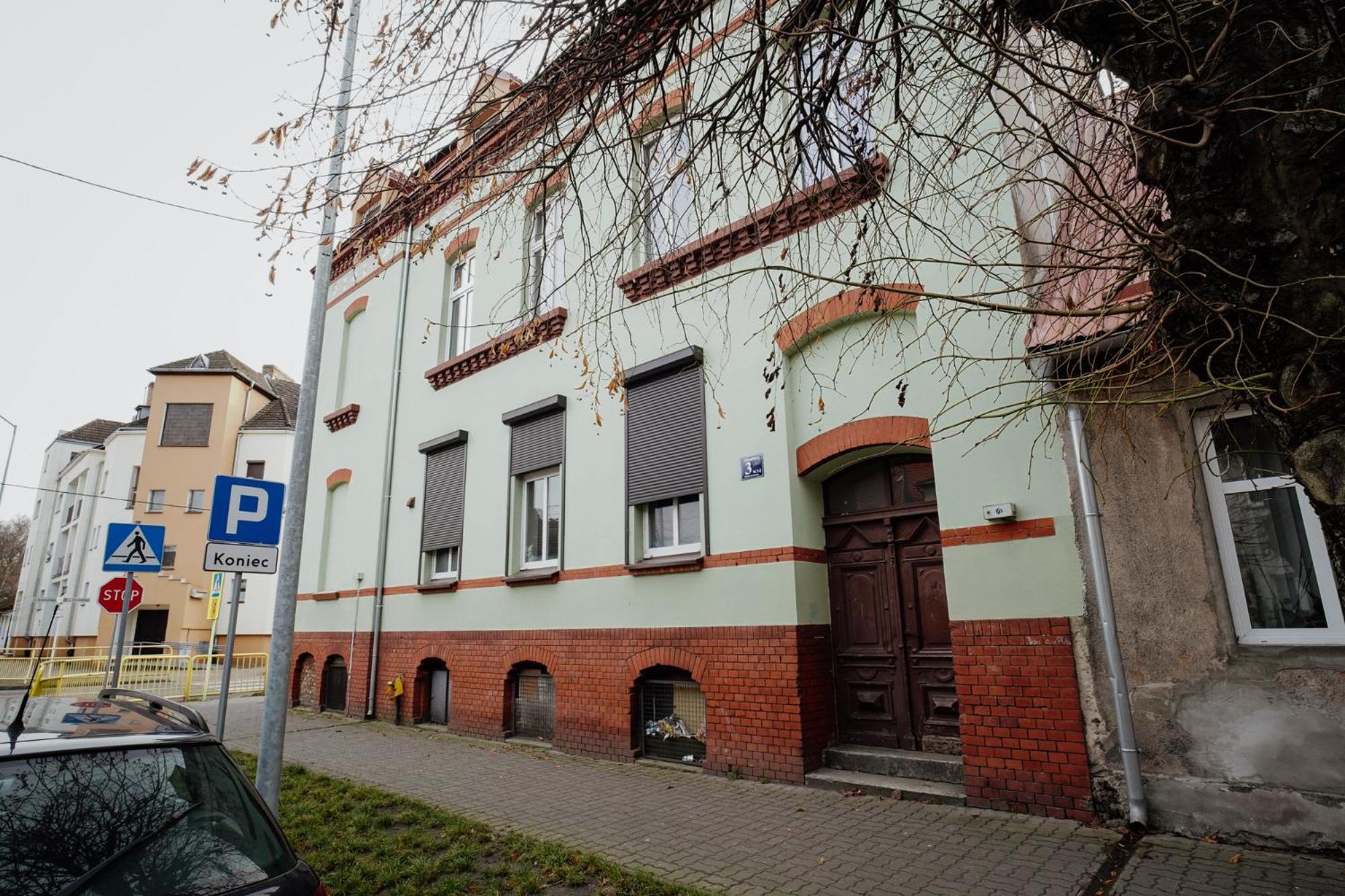 Apartament Novy Drezdenko ภายนอก รูปภาพ